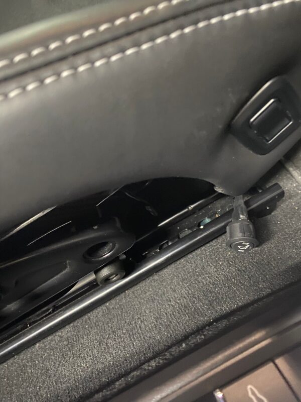 Porsche Fixed Carbon Bucket Seat (918 Style) Heating Switch Bracket - Image 4