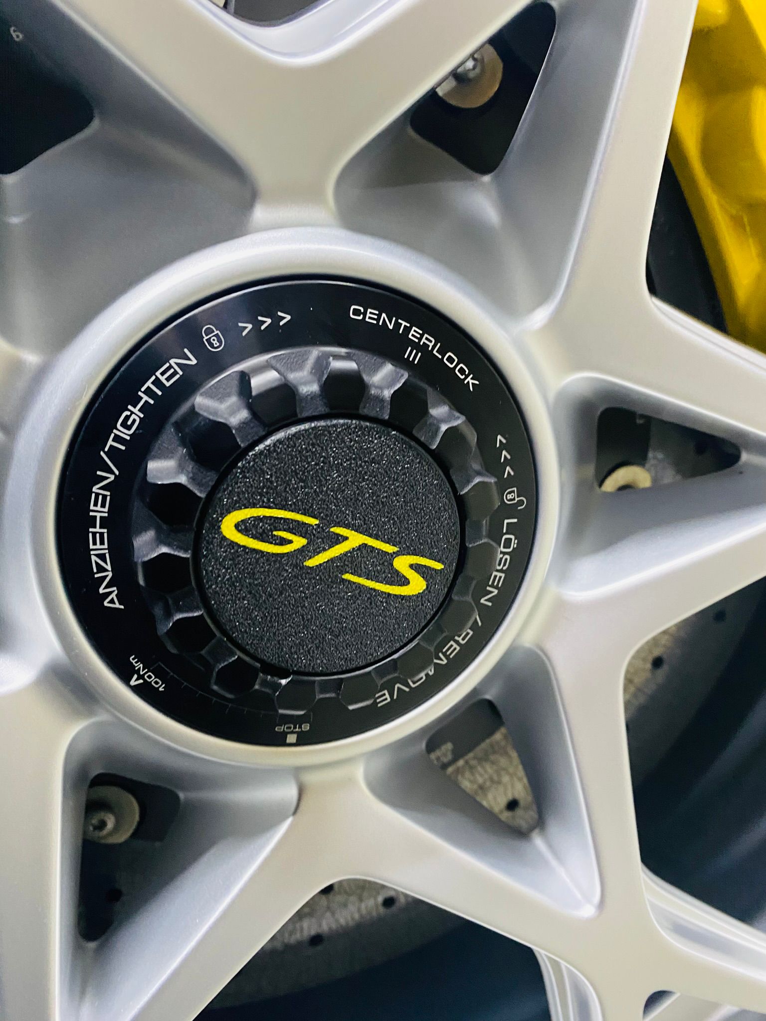 Porsche Centre Lock Cover Caps - Image 7