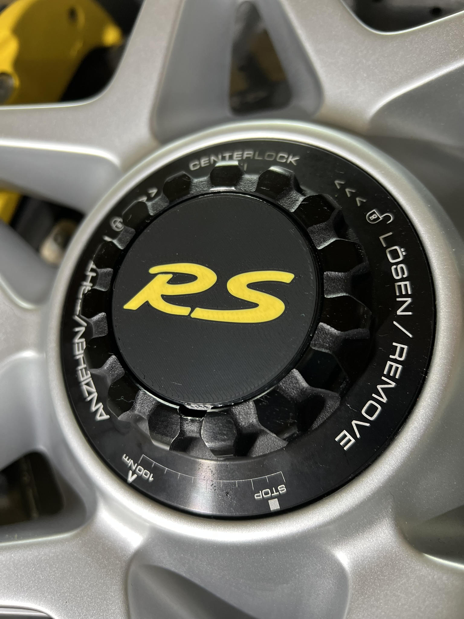 Smooth Finish Centre Lock Centre Caps