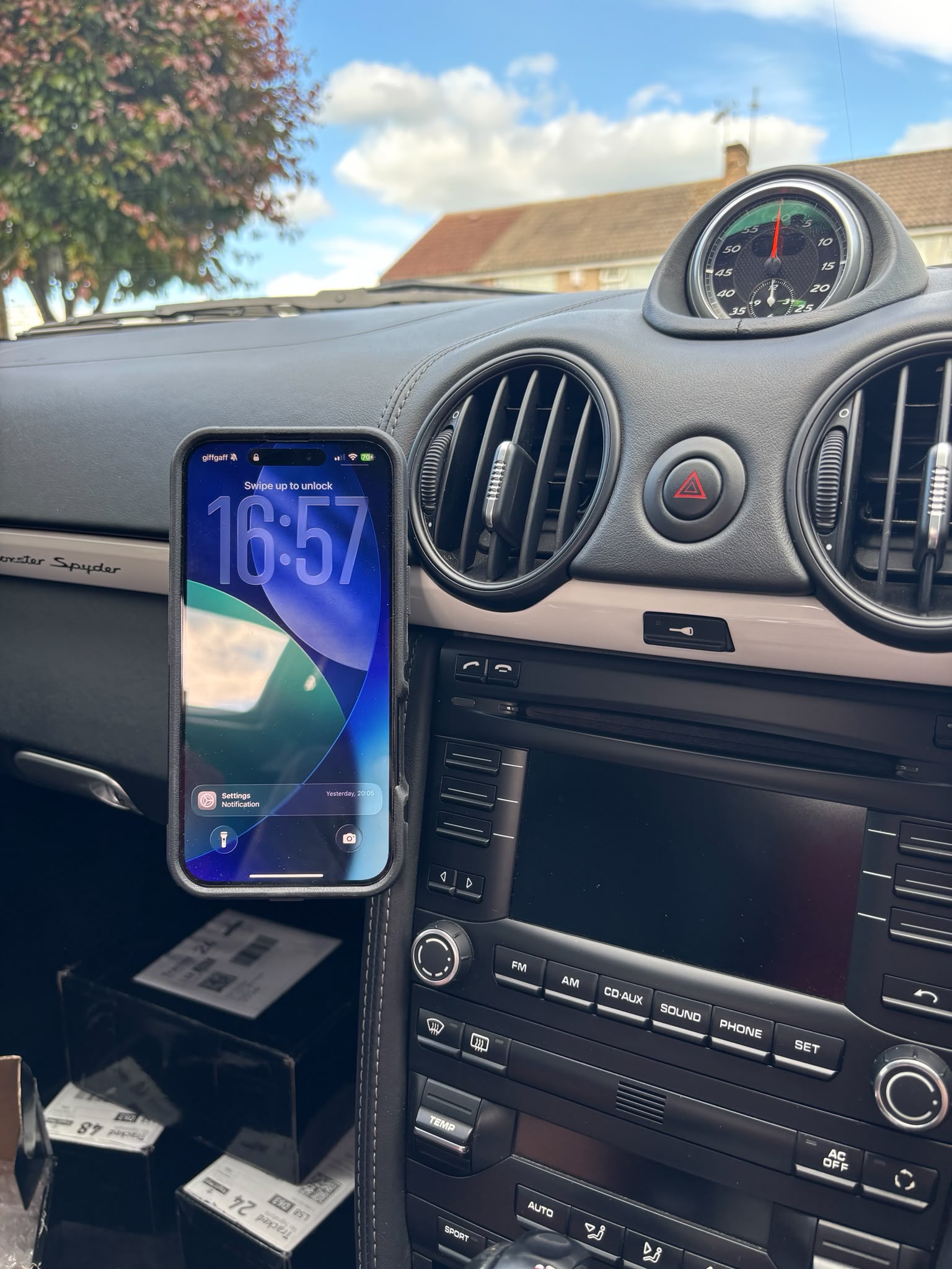 Porsche 987/997 MagSafe Magnetic Phone Mount Wireless Charger